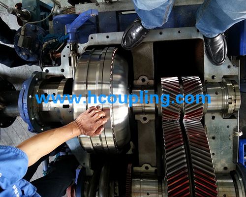 Maintenance of hydraulic coupling